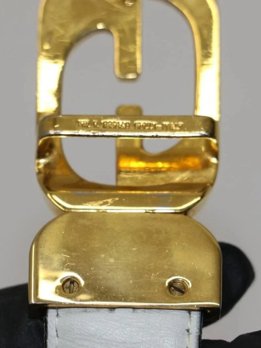 Gucci Vintage 1970's Reversable Leather Gold G Buckle Belt - Black/White/Gold